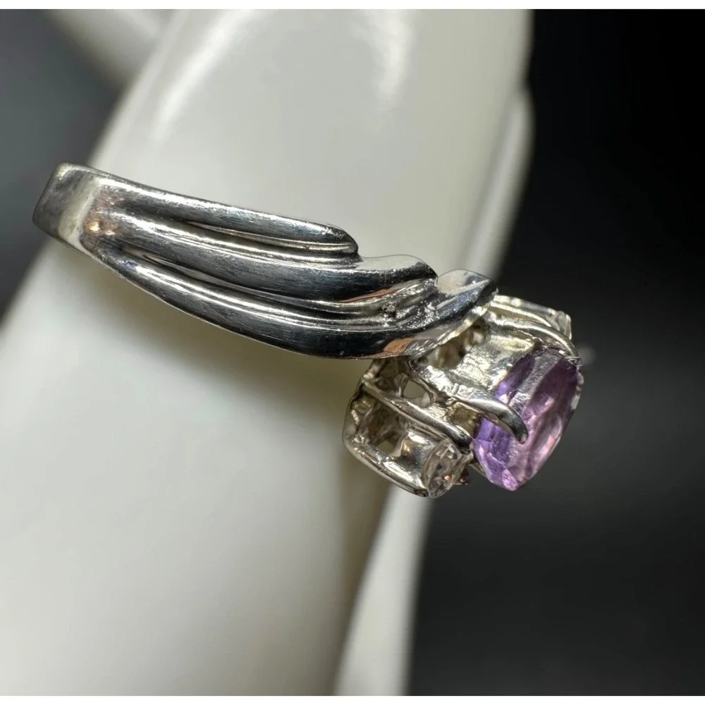 Sterling Silver 925‎ Bypass Ring Oval Purple Gemstone Size 8.75 Swirl Band
